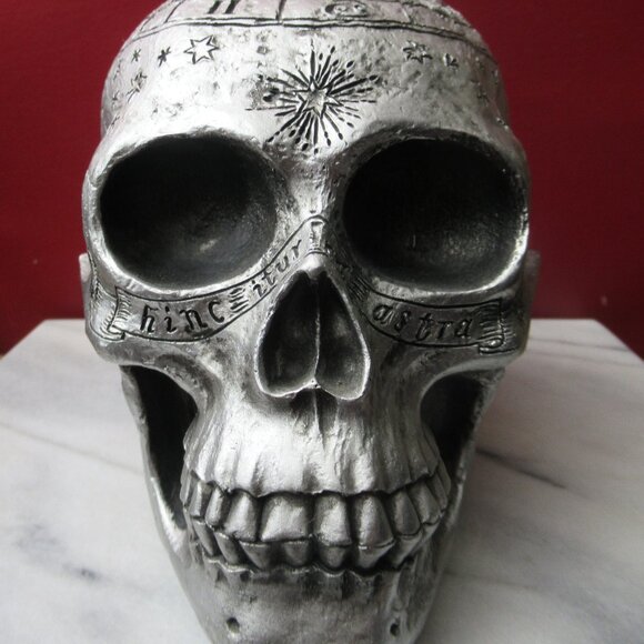 Astrological Celestial Resin Skull Table Decor - Picture 5 of 7